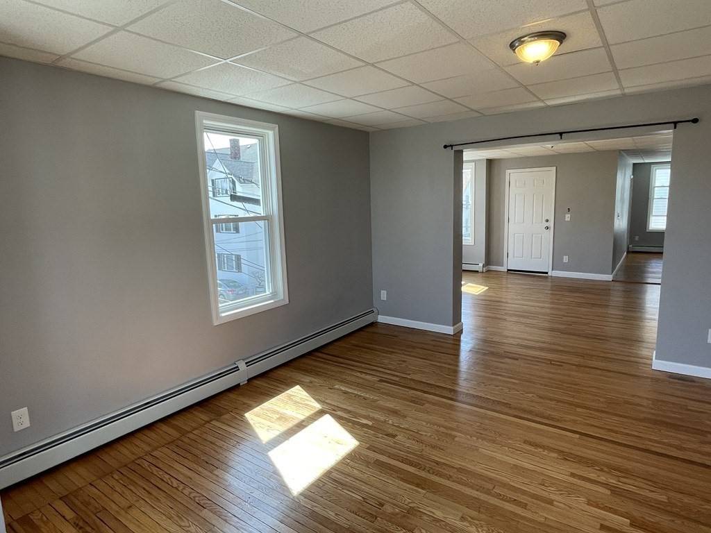 Fall River, MA 02721,857 2nd Street