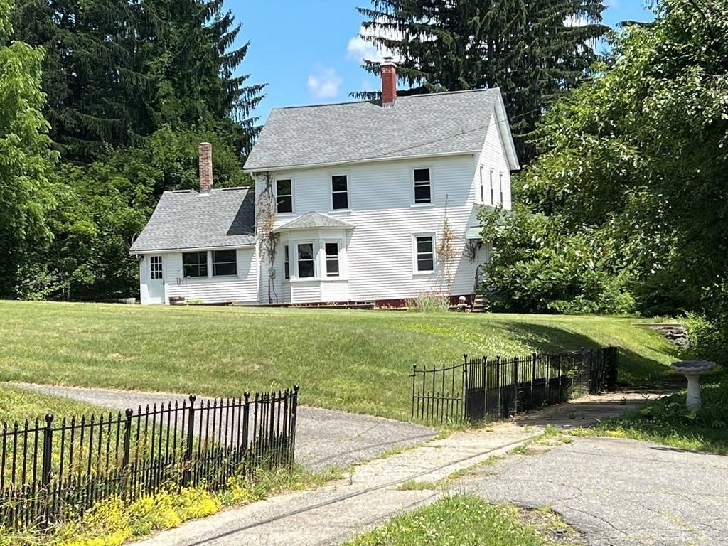 Ware, MA 01082,24 Clinton St