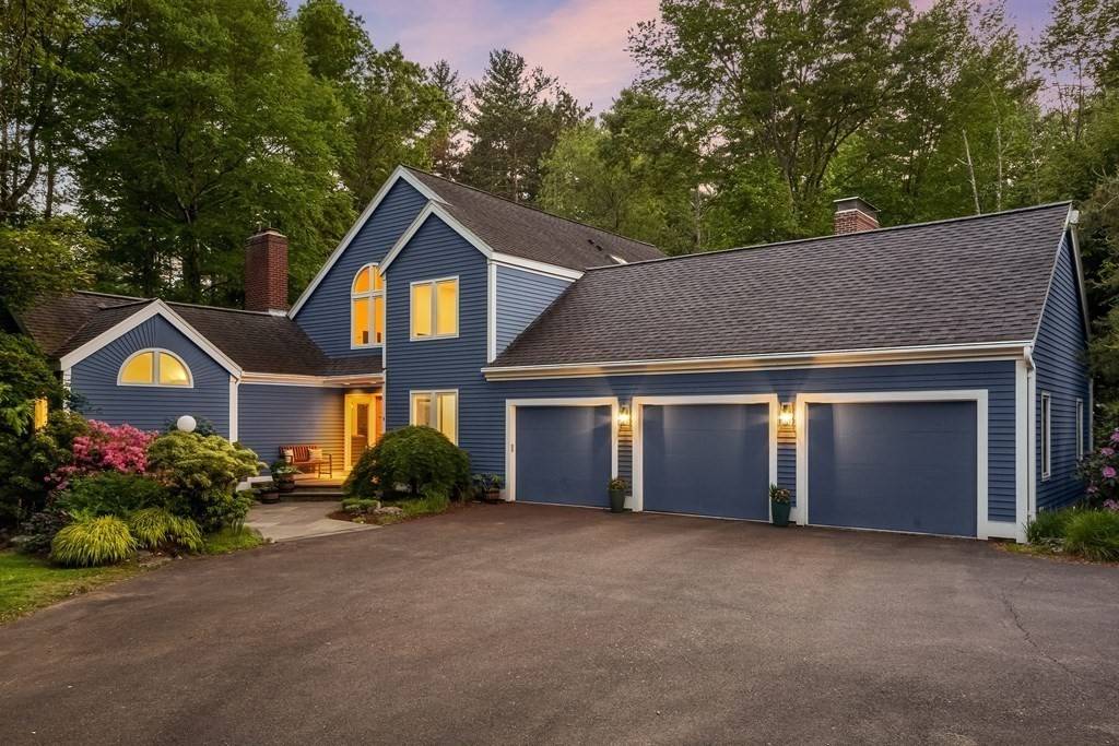 Acton, MA 01720,6 Breezy Point Road
