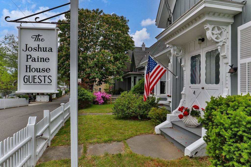 Provincetown, MA 02657,15 Tremont Street