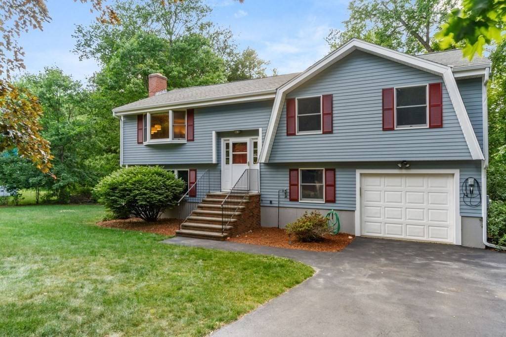 Bedford, MA 01730,23 Selfridge Rd