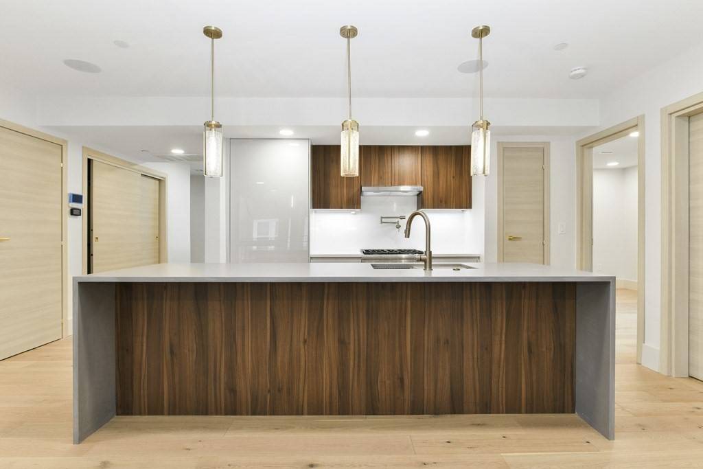 Boston, MA 02127,874 East 6th St #2