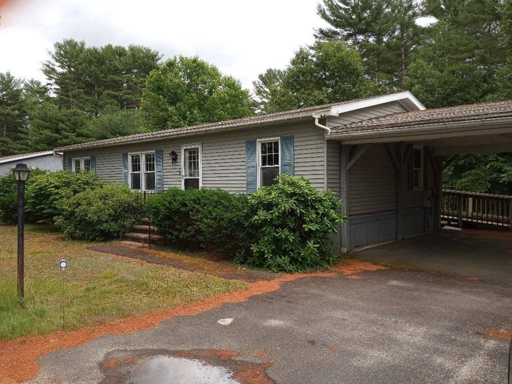 Athol, MA 01331,7 Jeri Dr