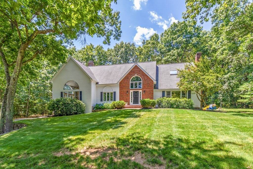 Hopkinton, MA 01748,13 Hidden Brick Rd
