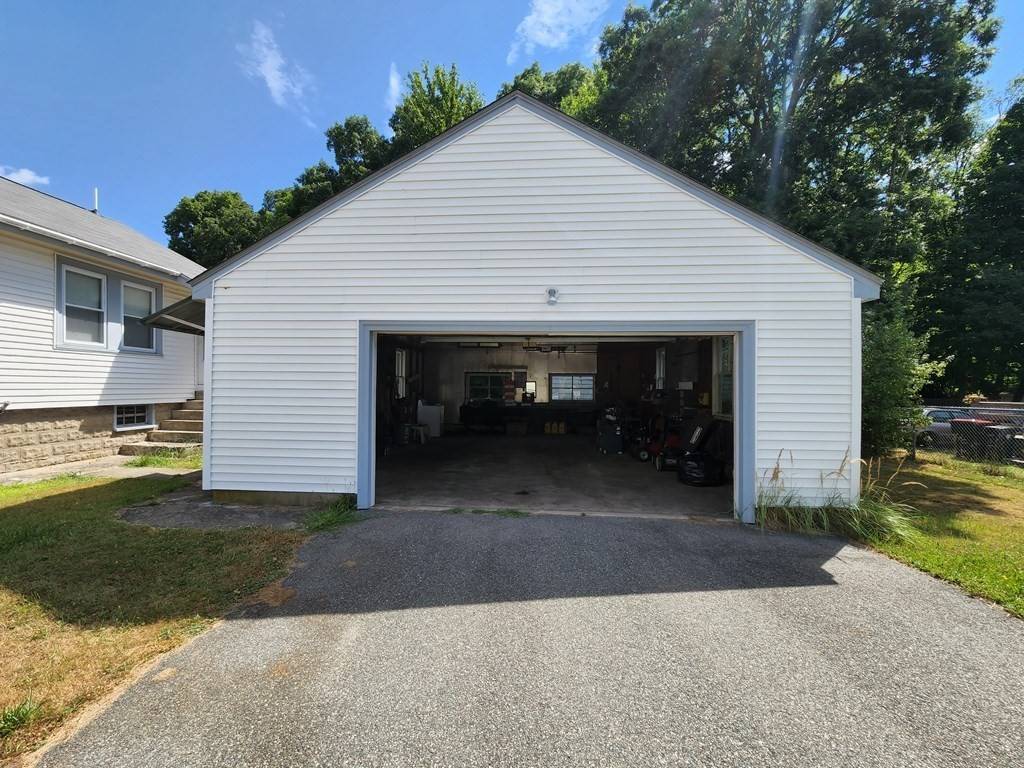 Brockton, MA 02302,60 Sterling Rd
