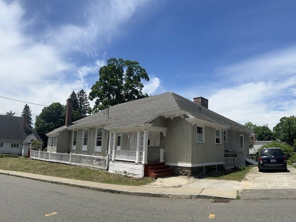 Ware, MA 01082,3 Pleasant St