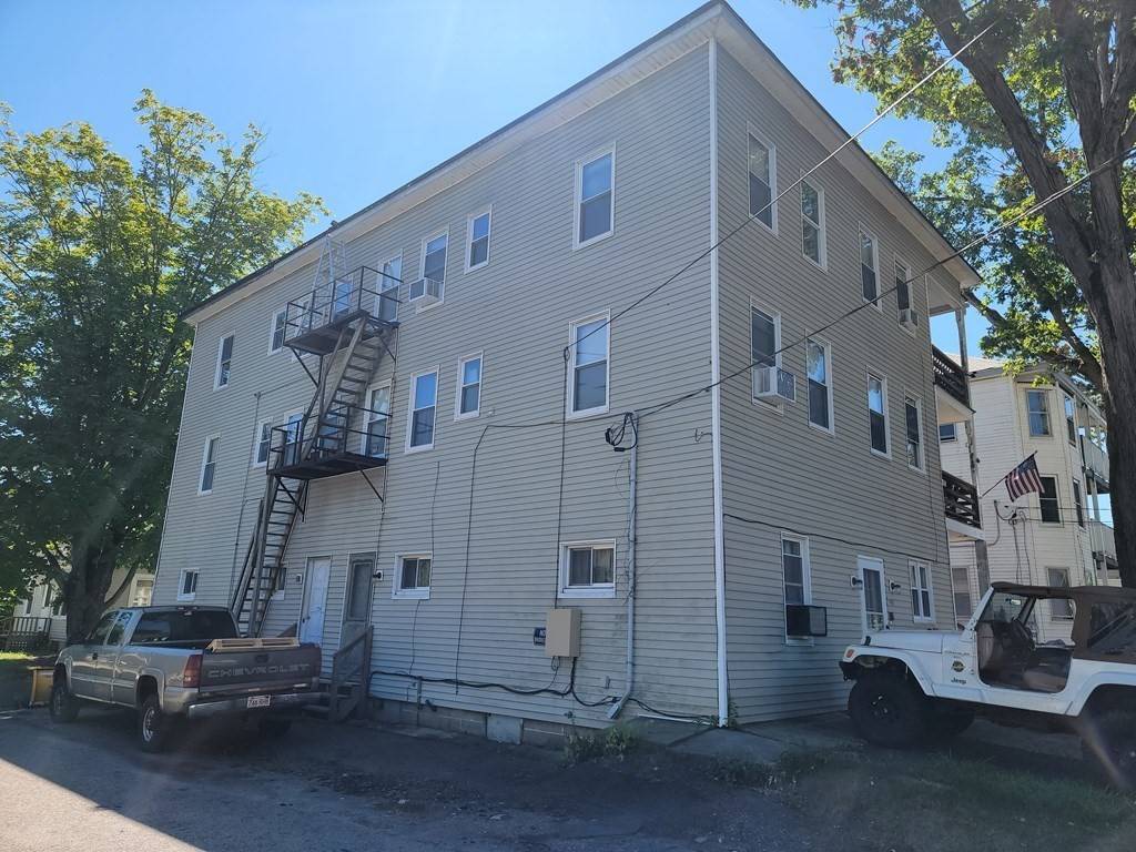 Athol, MA 01331,127 Silver Lake St