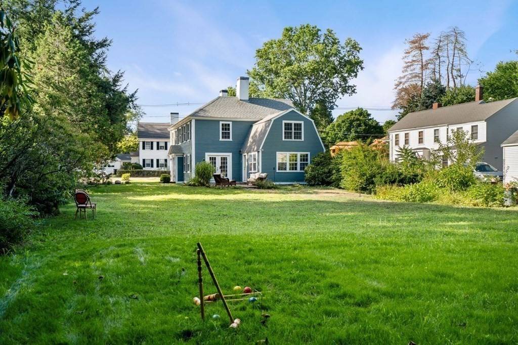 Wenham, MA 01984,182 Main St