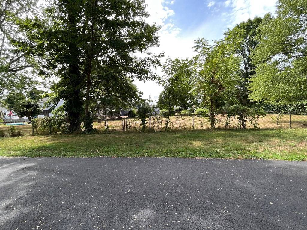 Fall River, MA 02723,0 David St