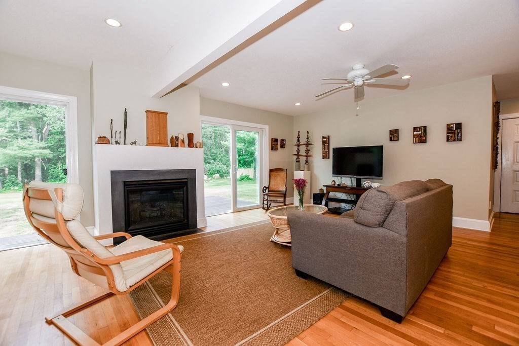 Marion, MA 02738,465 Point Rd