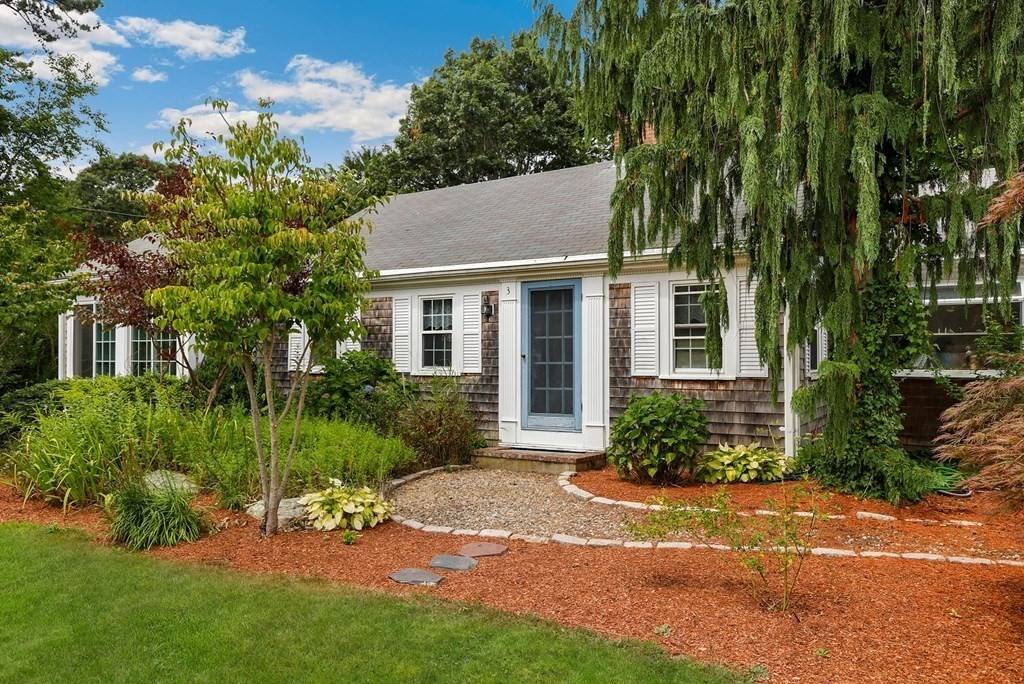 Bourne, MA 02562,3 Siasconset Dr