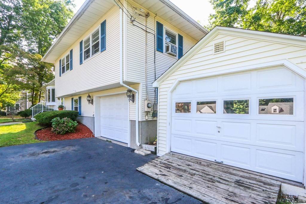 East Longmeadow, MA 01028,113 Mapleshade Avenue