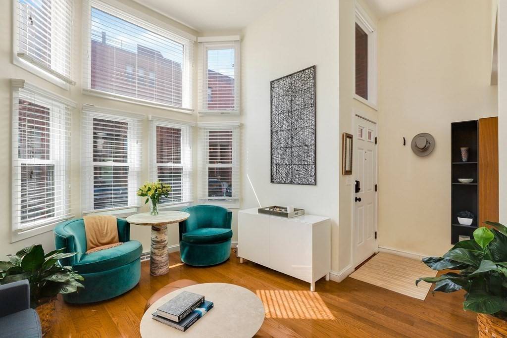 Boston, MA 02127,695 E 5th St #20