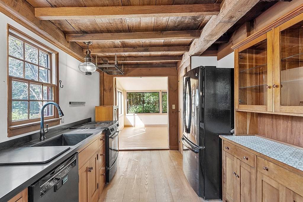 Phillipston, MA 01331,30 The Common