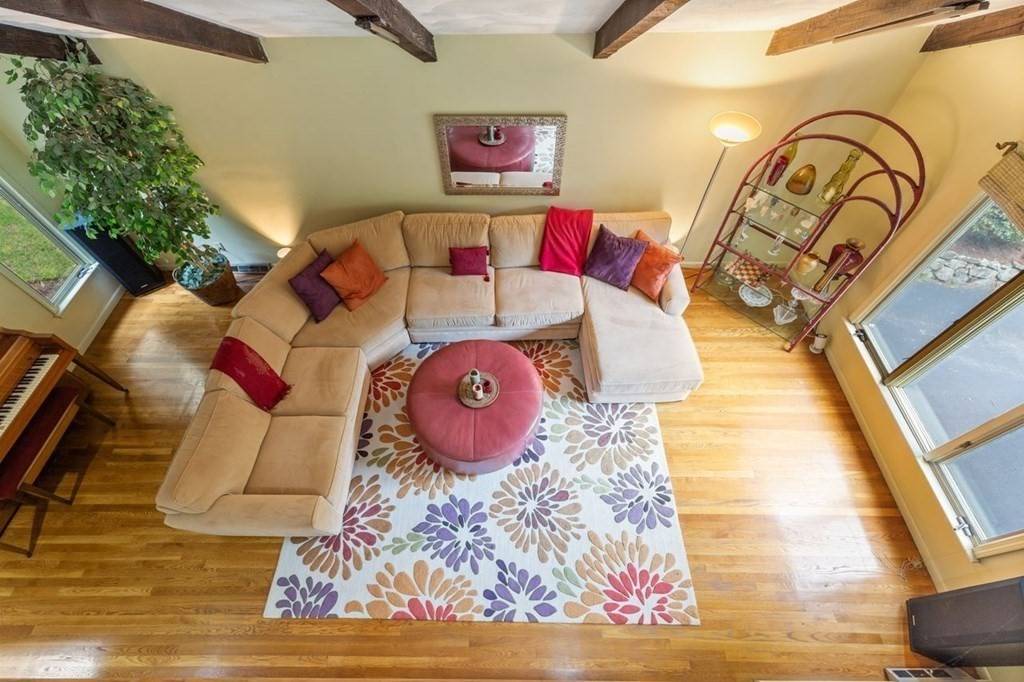 Sharon, MA 02067,46 Barefoot Hill Rd