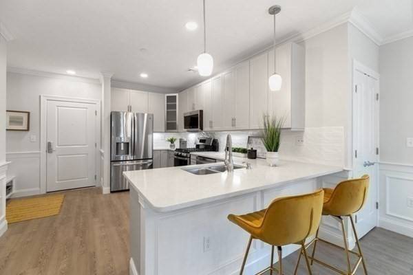 Medford, MA 02155,320 Middlesex Ave #C402