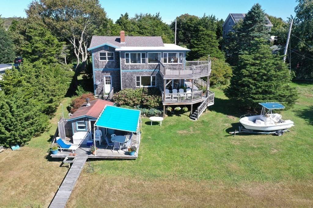 Westport, MA 02791,59 East Shore Road