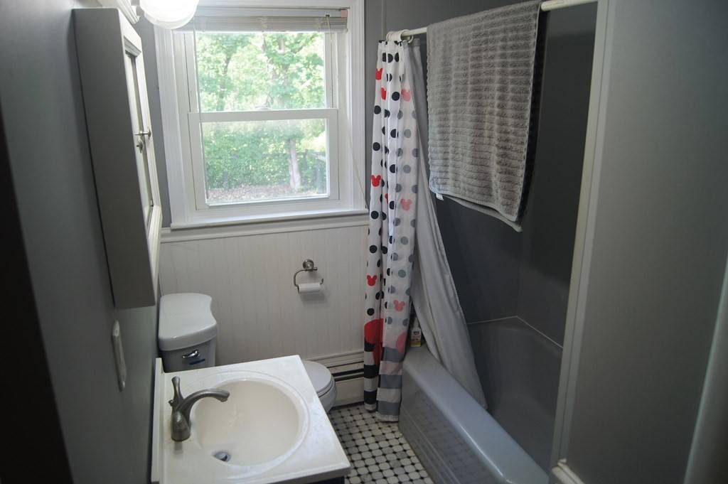 Sharon, MA 02067,15 Paul Revere Road