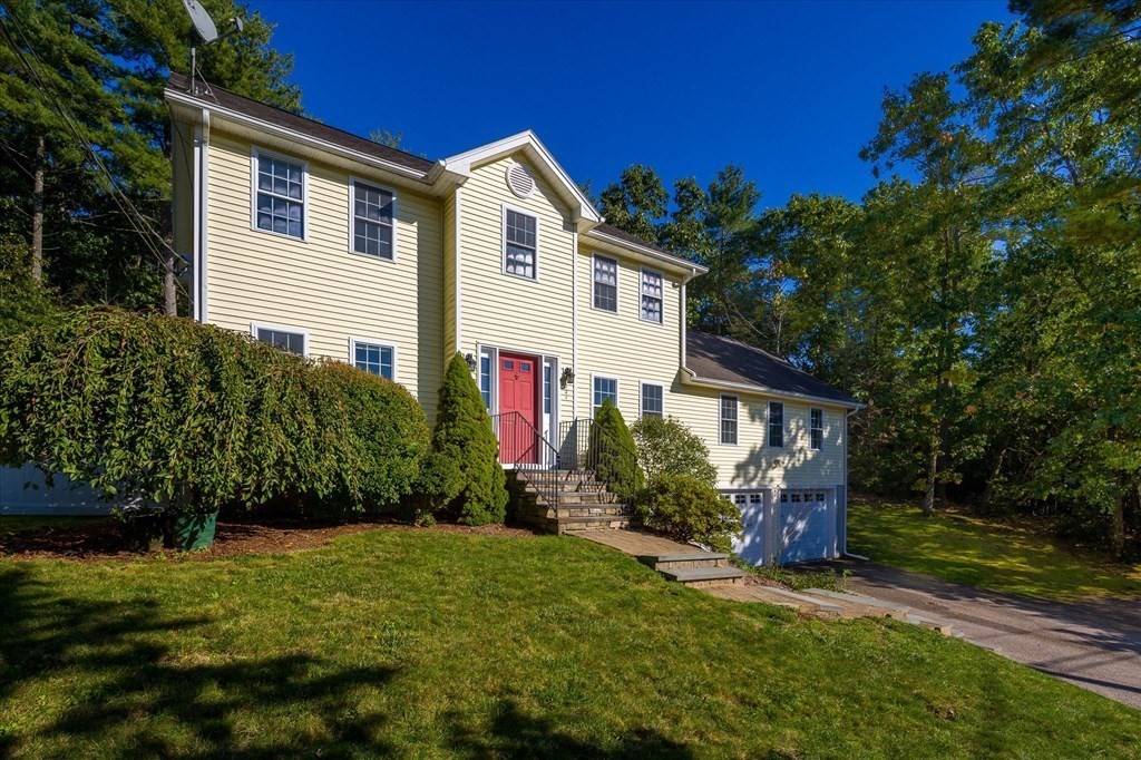 Sturbridge, MA 01566,144 Cedar St