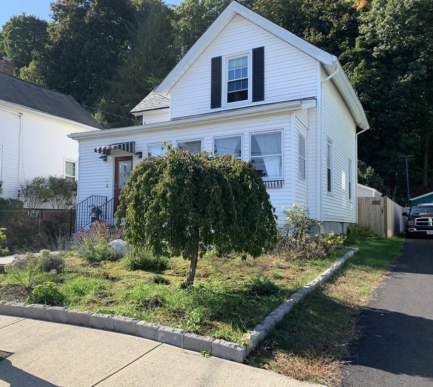 Holyoke, MA 01040,27 Temple St