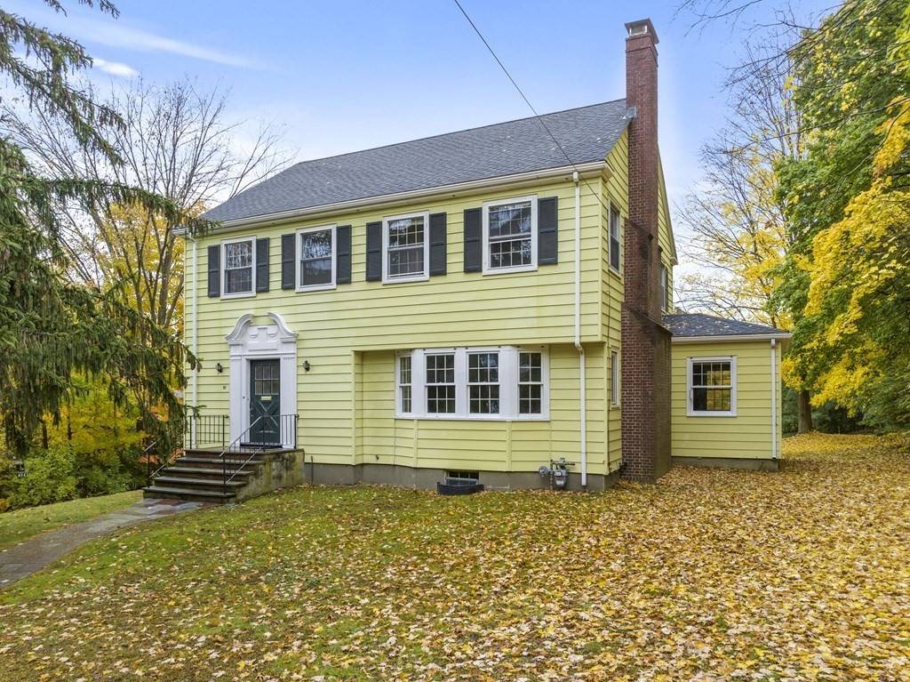 Wellesley, MA 02481,10 Longfellow Rd