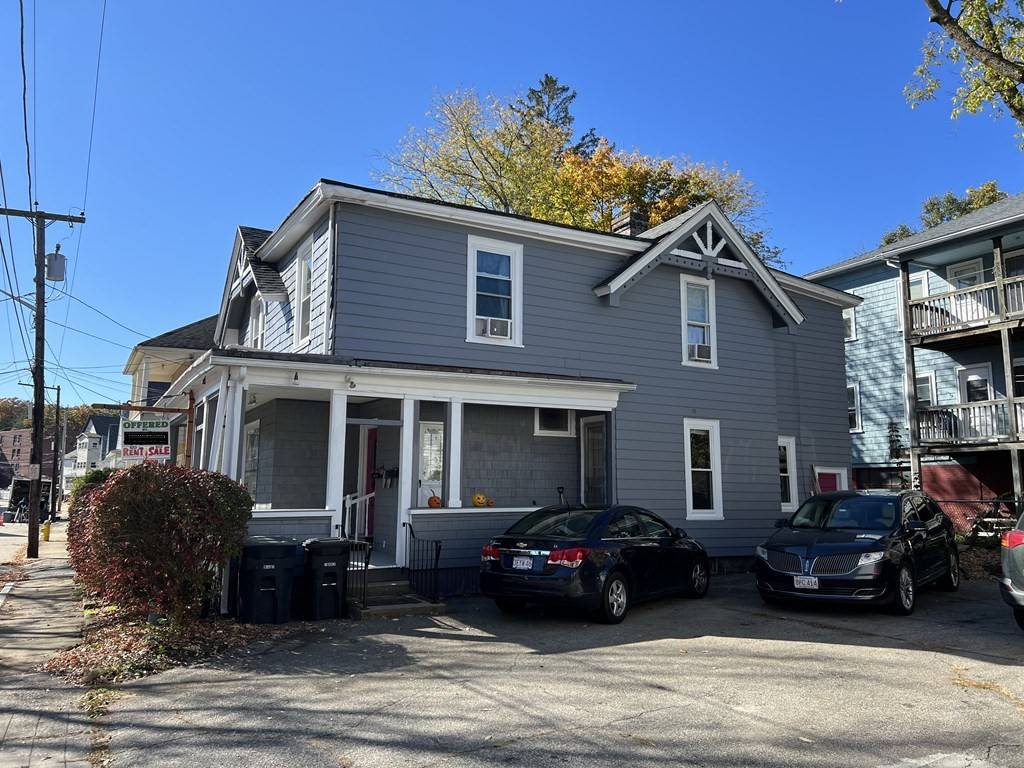 Southbridge, MA 01550,22 Chapin Street