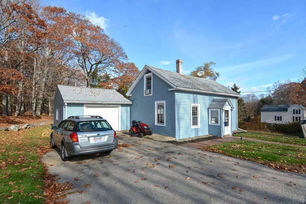 North Brookfield, MA 01535,11 Oakham Rd