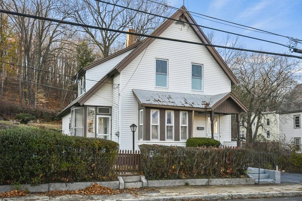 Fitchburg, MA 01420,375 Rollstone St