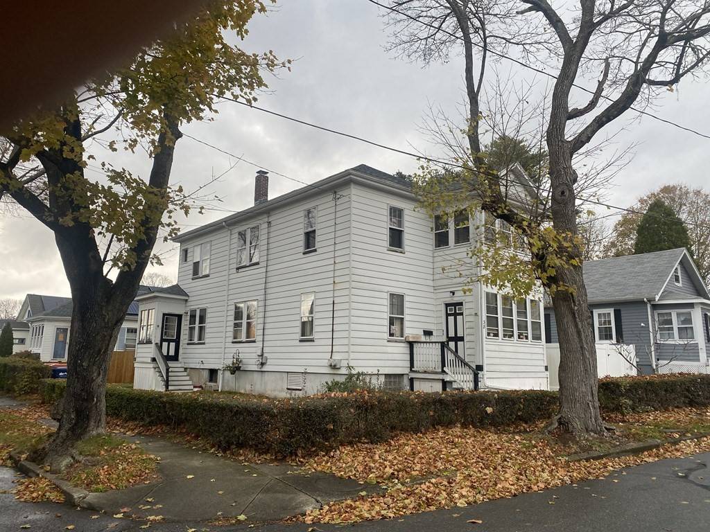 Fairhaven, MA 02719,38 Christian Street