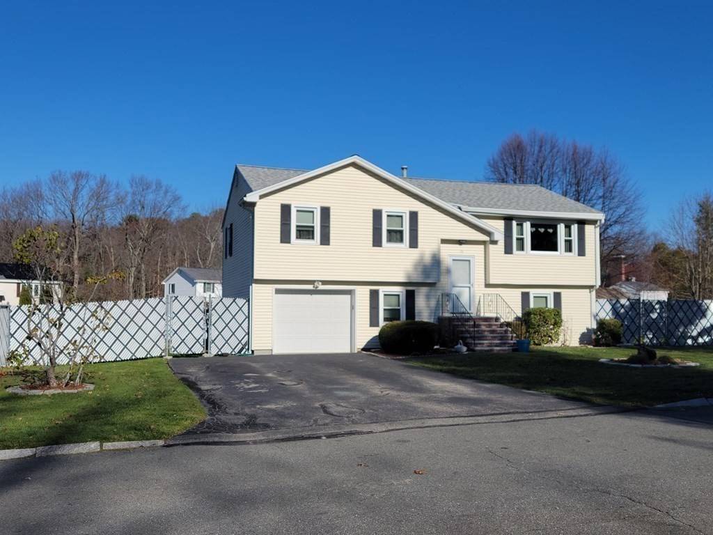 Methuen, MA 01844,15 Wintergreen Circle