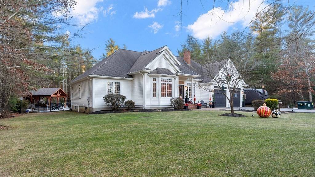 Lakeville, MA 02347,15 Baker Ln