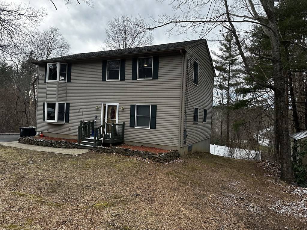 Southbridge, MA 01550,60 Dennison Ln