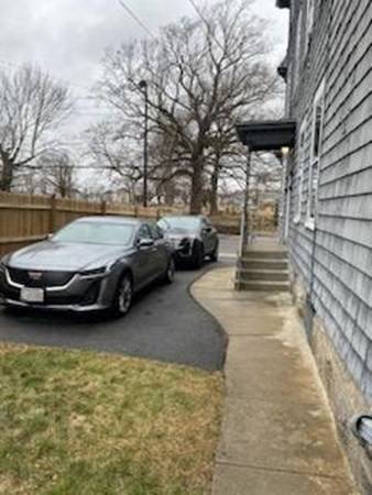 Fall River, MA 02720,1465-1467 N Main St