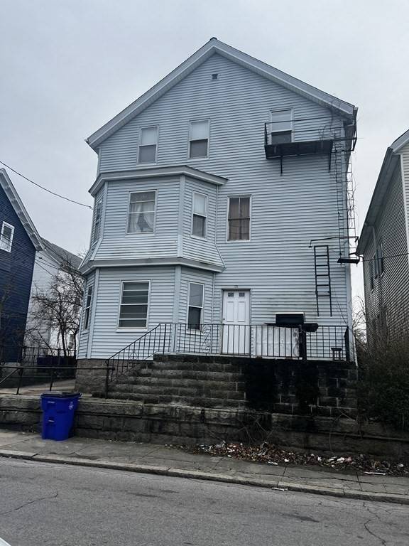 Fall River, MA 02724,175/177 Hamlet