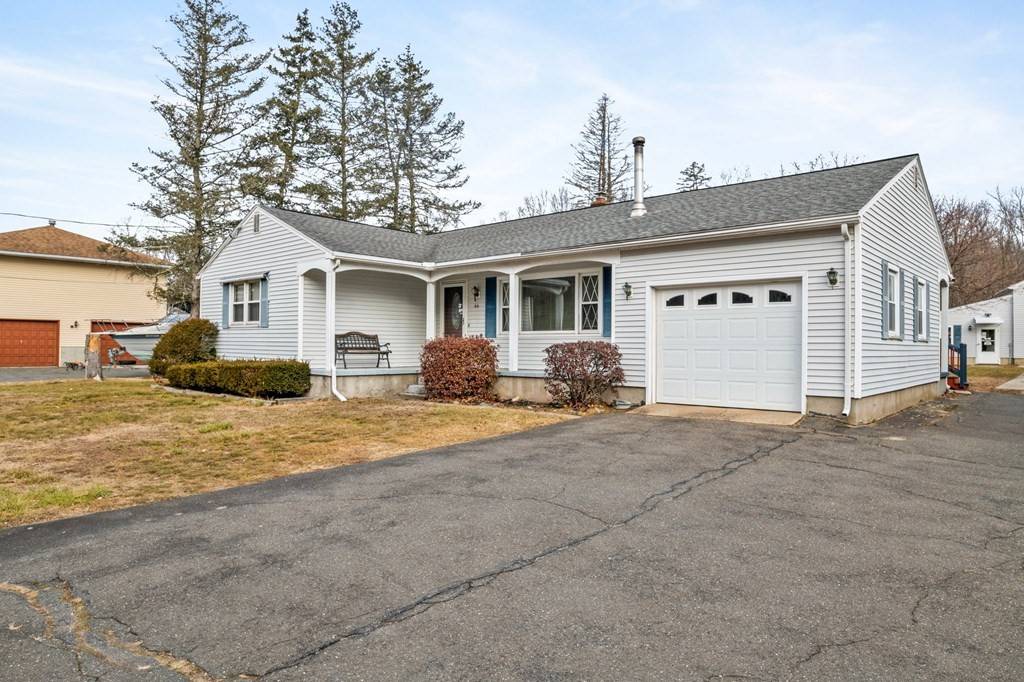 Ludlow, MA 01056,66 Chapin St