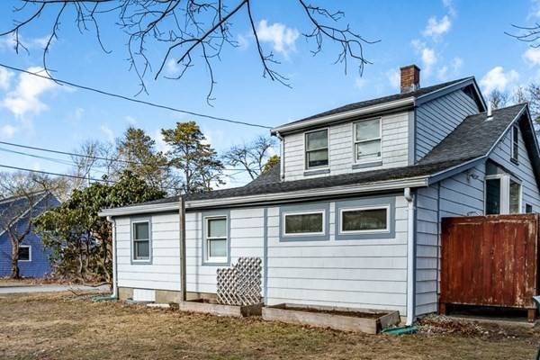 Wareham, MA 02571,8 Parkwood Drive