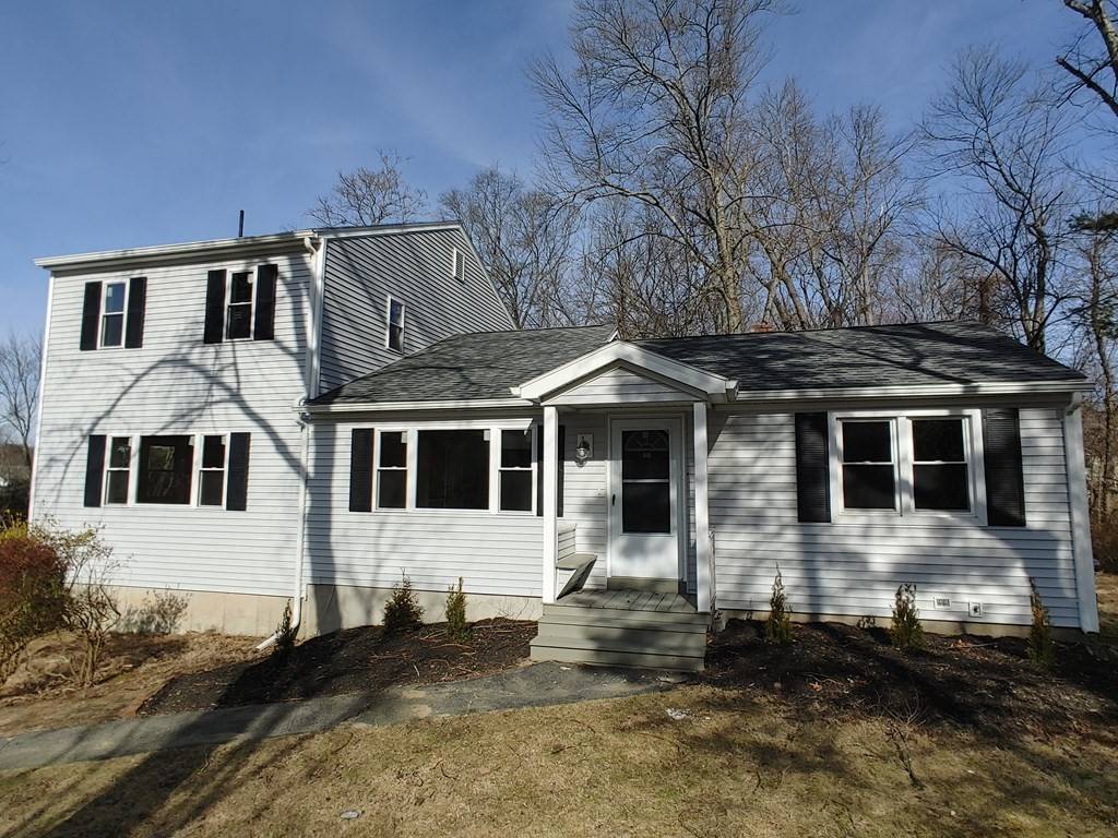 East Longmeadow, MA 01028,3 Robin St