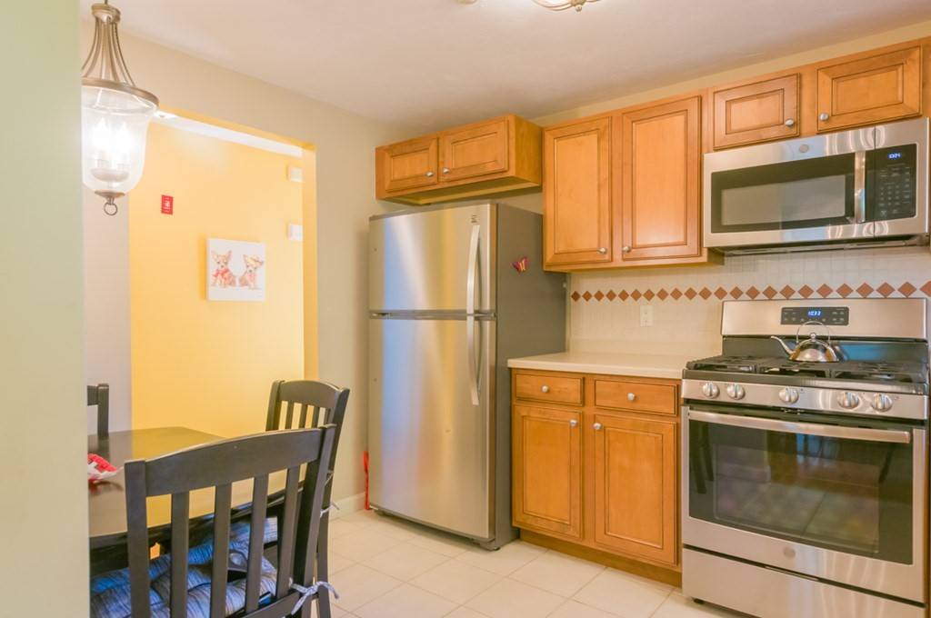 Mashpee, MA 02649,10 N Ridge Rd #10