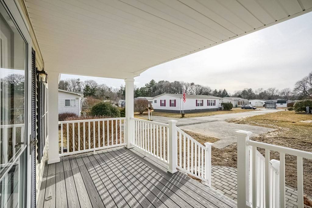 Rockland, MA 02370,32 Fir Road