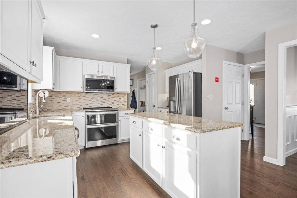 Auburn, MA 01501,15 Bridle Path