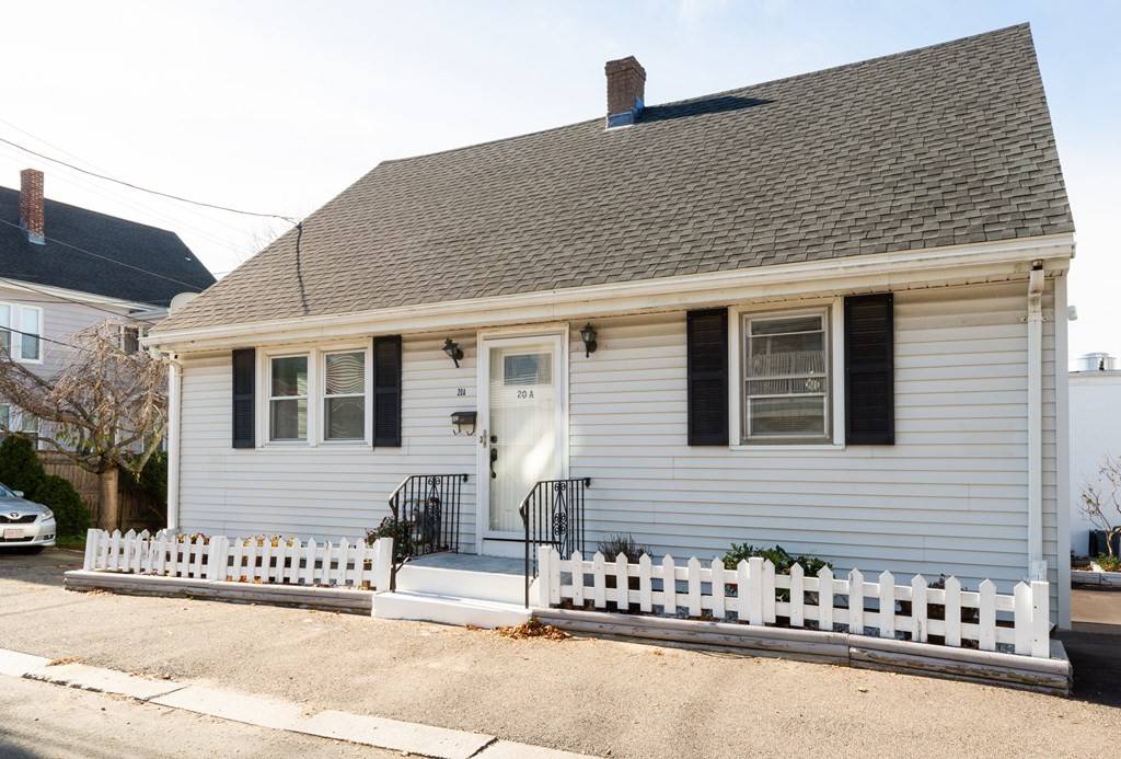 Salem, MA 01970,20 A Hazel St
