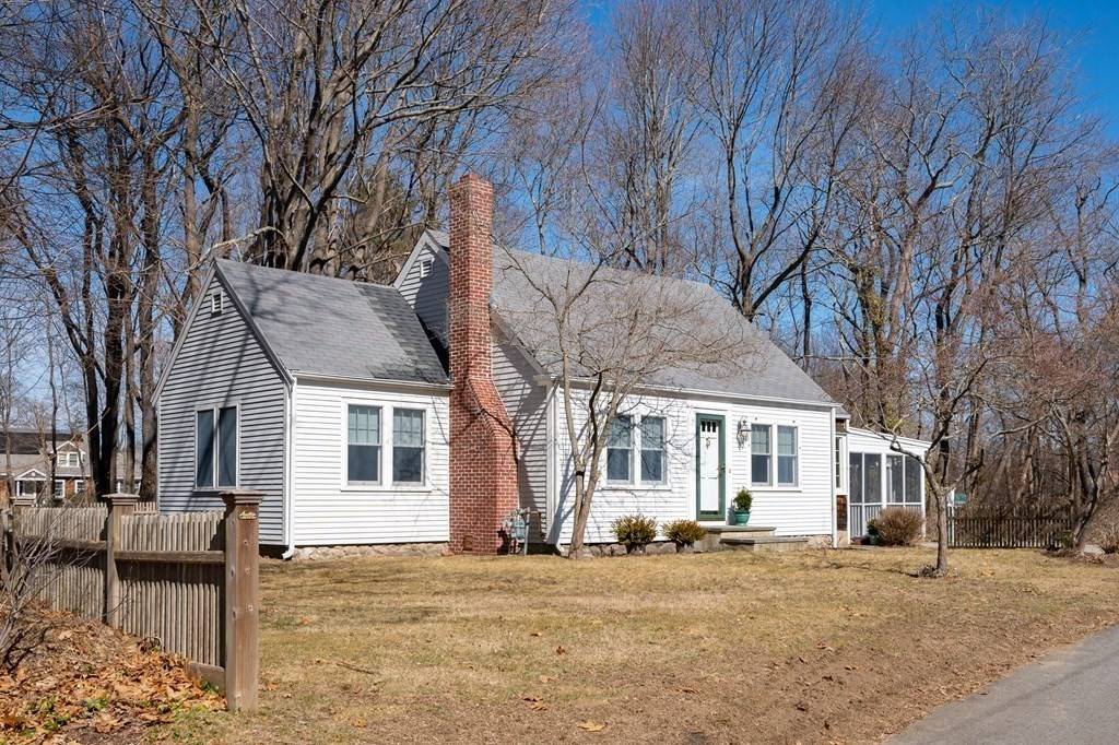 Hingham, MA 02043,2 Playground