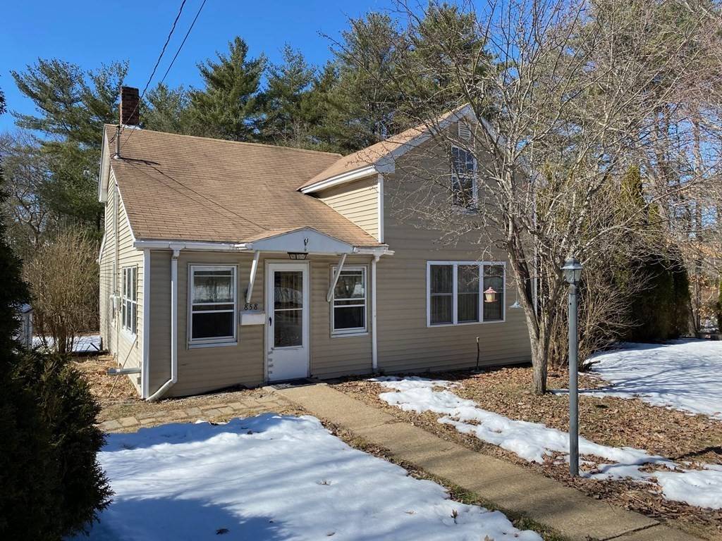 Athol, MA 01331,858 Silver Lake St