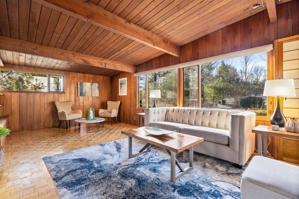 Sharon, MA 02067,175 Bay Road