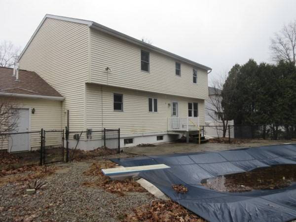 Dudley, MA 01571,53 Fairview Avenue