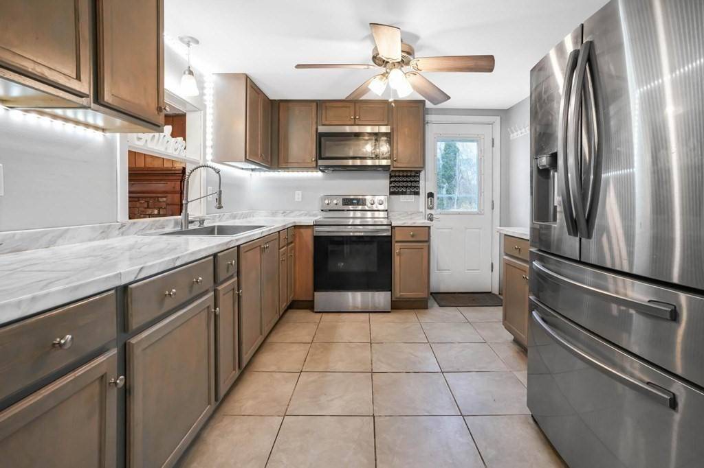 Falmouth, MA 02536,132 Homestead Lane