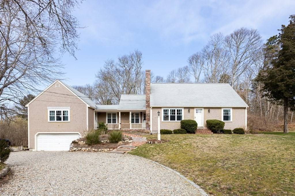 Bourne, MA 02559,326 Barlows Landing Rd