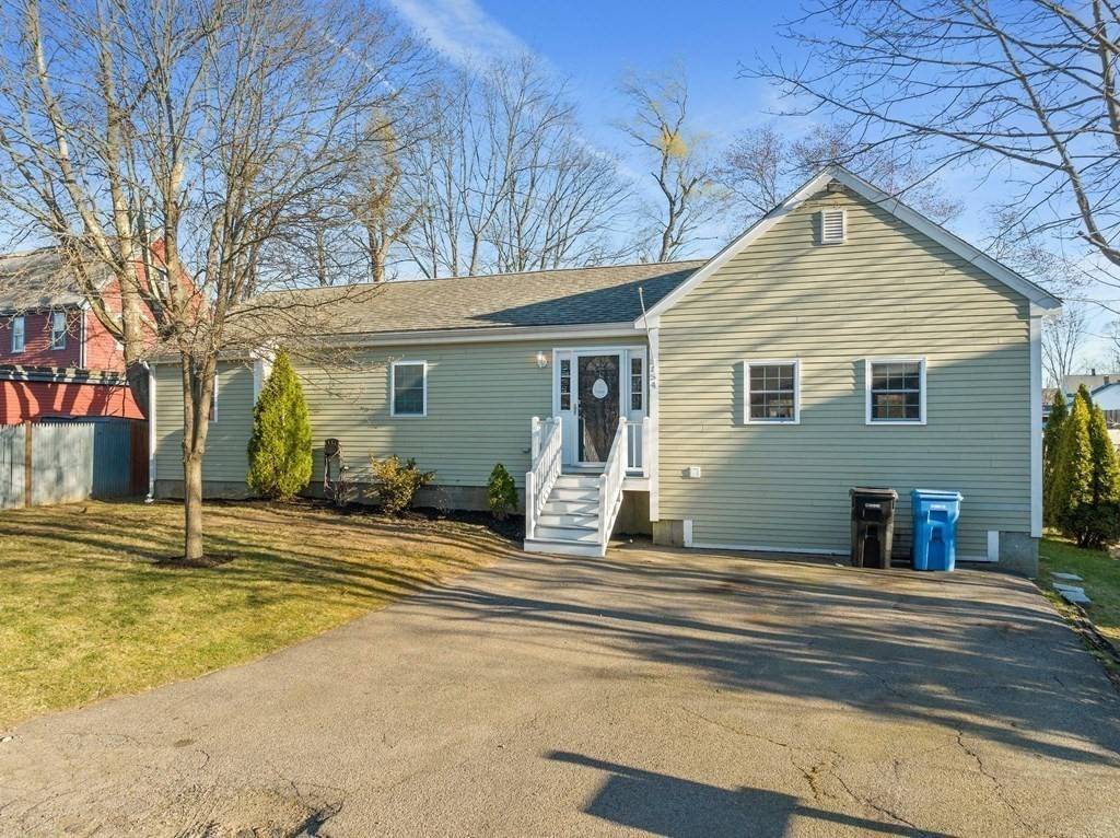 Whitman, MA 02382,154 Rock St Ext