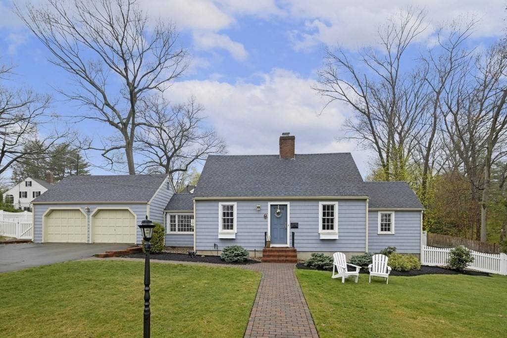 Lynnfield, MA 01940,16 Longbow Road