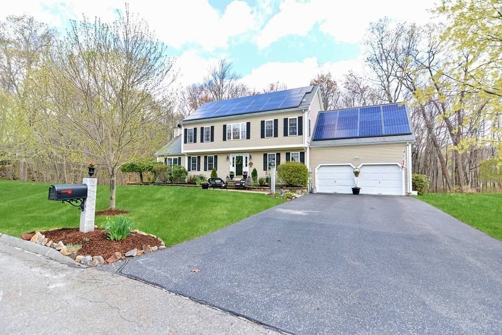 Hopedale, MA 01747,24 Larkin Ln